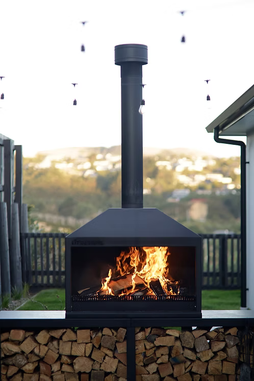Freestanding 1200 Outdoor Fireplace