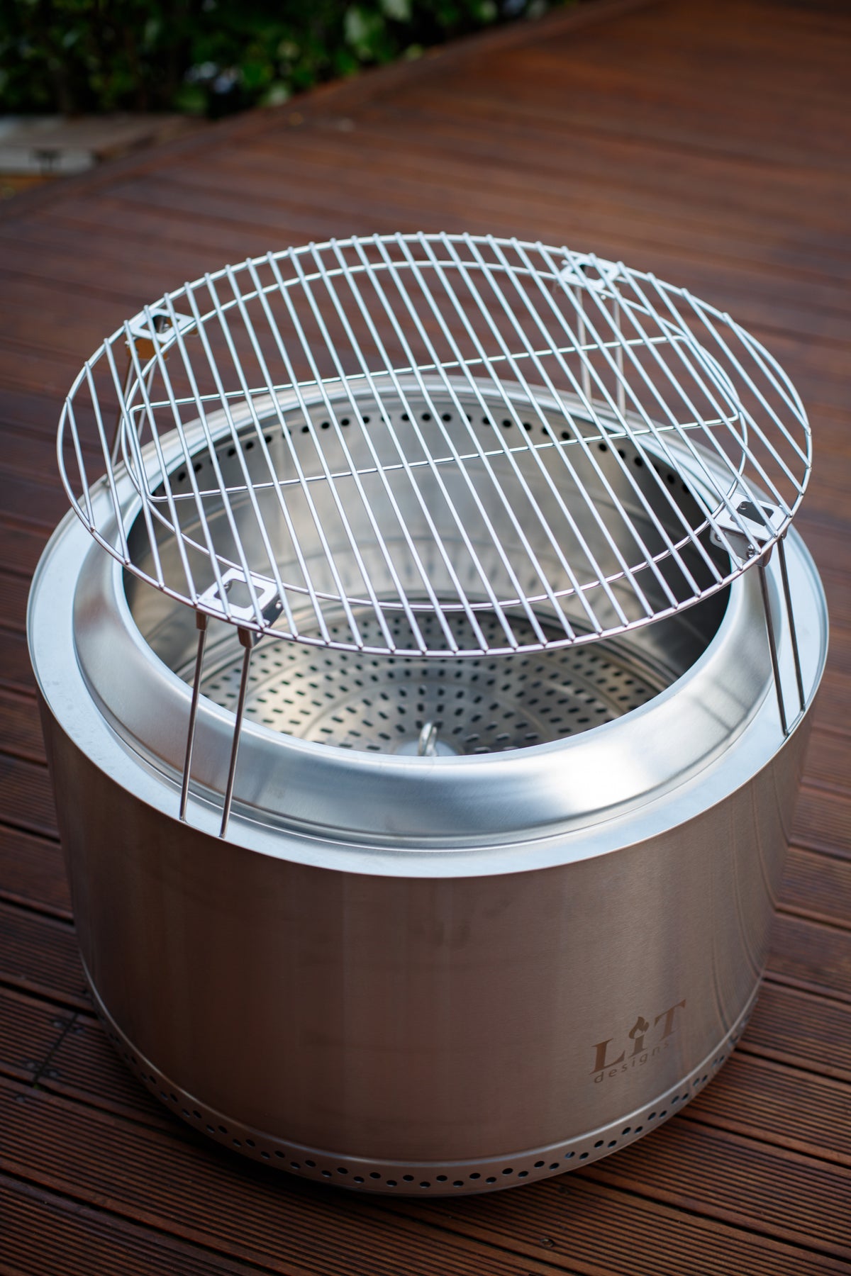 CleanBurn fire pit grill